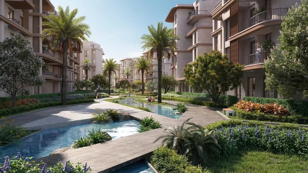 حديقة المياه ومسارات المشي